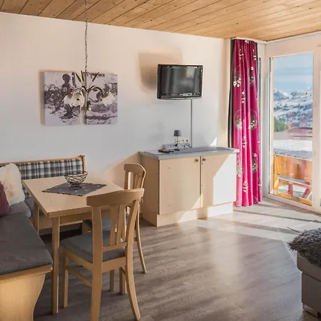 Haus Dorfblick アパート ダーミュルス